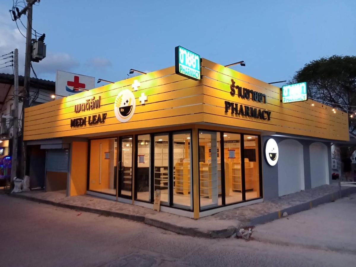 Medileaf Hostel Хаад Рин Екстериор снимка